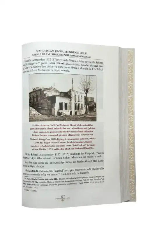 İsmailağa Camiinin Tarihçesi Ve Haziresindeki Şeyhulislamlar - 2