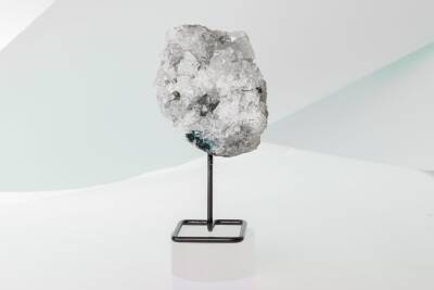 Kristal Kuvars Ayaklı Ham Kütle Taş (7-10cm Yükseklik) - Osmanlı Doğaltaş