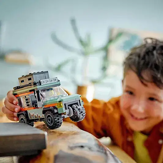 Lego City 4 x 4 Arazi Dağ Arabası 60447 - 5