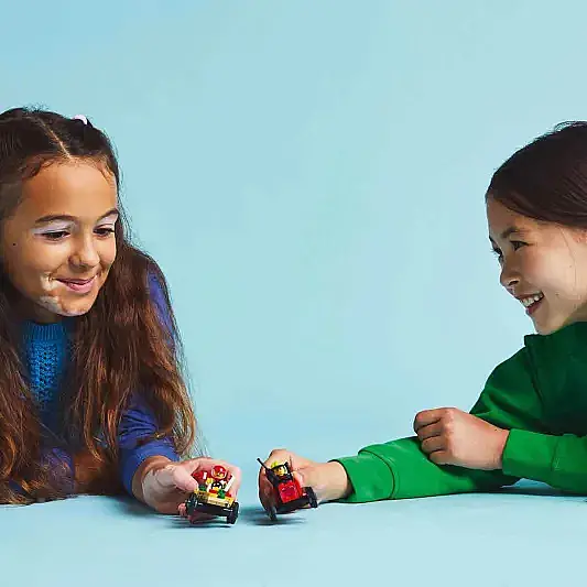 Lego City Pizza Arabası İtfaiye Kamyonuna Karşı Yarış Arabası Paketi 60458 - 3