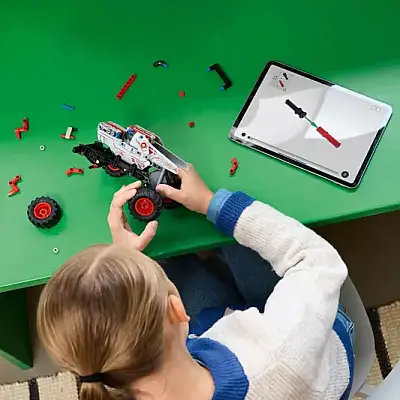 Lego Technic Monster Jam Thunderroarus Çek Bırak 42200 - 17