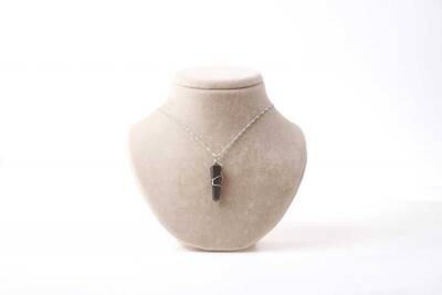 Obsidyen Doğal Taş Kolye Ucu 3x1 cm, Gümüş Zincir - 3