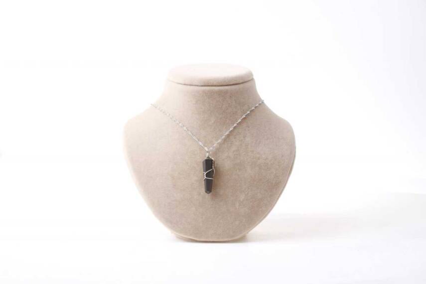 Obsidyen Doğal Taş Kolye Ucu 3x1 cm, Gümüş Zincir - 3