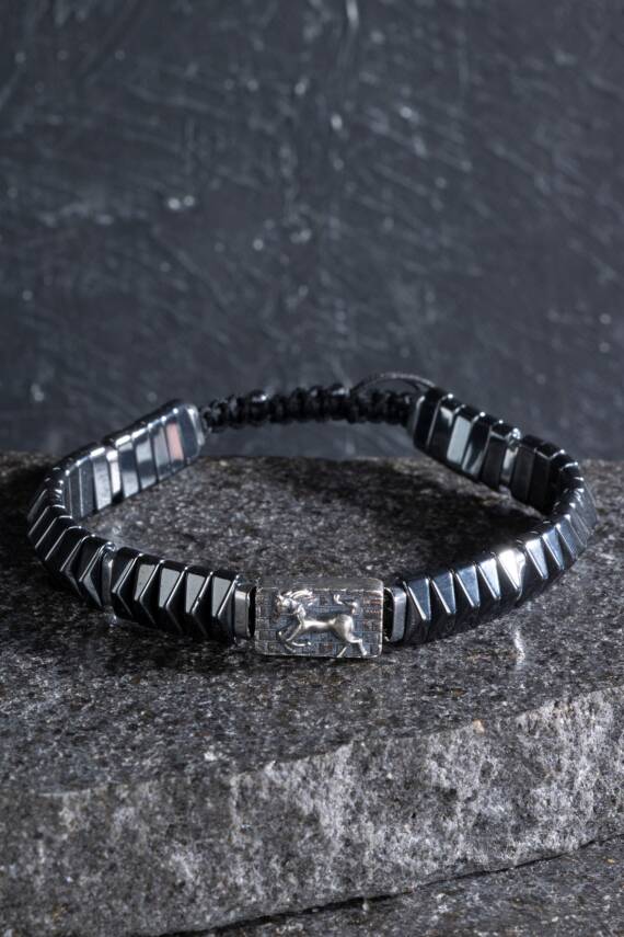 Sertifikalı At Figürlü Gümüş Aparatlı Hematit Doğal Taş Makrome Bileklik - 1