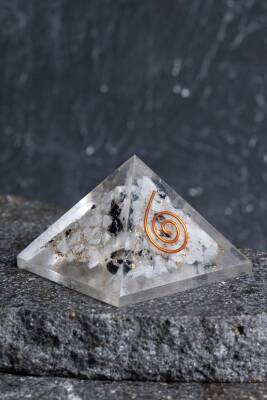 Sertifikalı Ay Taşı Piramit - 3