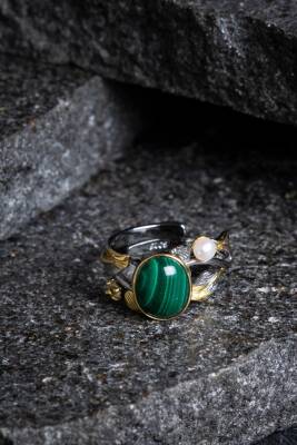 Sertifikalı İridyumlu Özel Tasarım Malahit & İnci Gümüş Yüzük (Kadın) - Osmanlı Doğal Taş