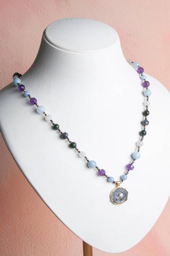 Sertifikalı Kova Burcu Doğal Taş Makrome Kolye - 1