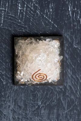 Sertifikalı Kristal Kuvars Piramit - 4