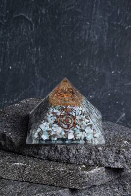 Sertifikalı Larimar Piramit - Osmanlı Doğal Taş