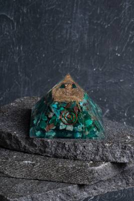 Sertifikalı Malahit Piramit - Osmanlı Doğal Taş