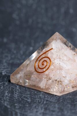 Sertifikalı Pembe Kuvars Piramit - 5