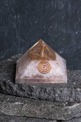 Sertifikalı Pembe Kuvars Piramit - 4