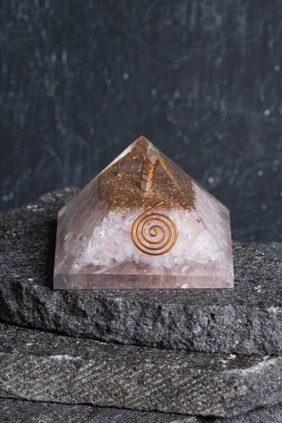 Sertifikalı Pembe Kuvars Piramit - 4
