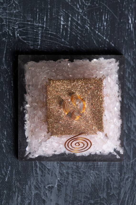 Sertifikalı Pembe Kuvars Piramit - 5