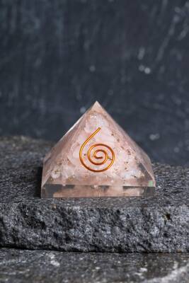 Sertifikalı Pembe kuvars Piramit - Osmanlı Doğal Taş