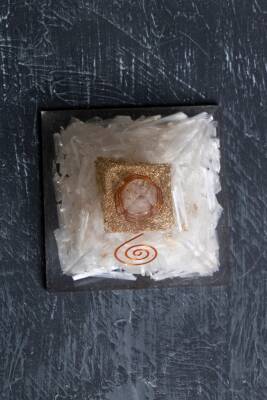 Sertifikalı Selenit Piramit - 4