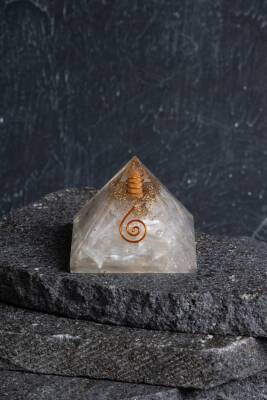 Sertifikalı Selenit Piramit - Osmanlı Doğal Taş