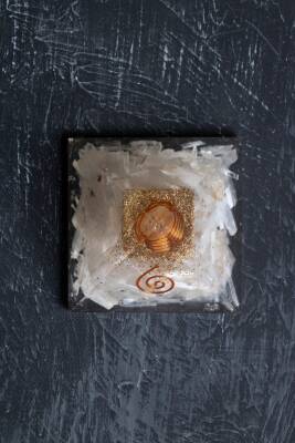 Sertifikalı Selenit Piramit - 3