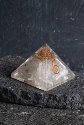 Sertifikalı Selenit Piramit - 4