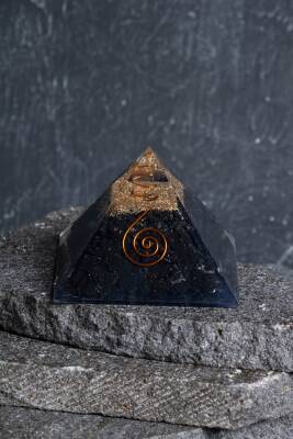 Sertifikalı Şungit Piramit - Osmanlı Doğal Taş