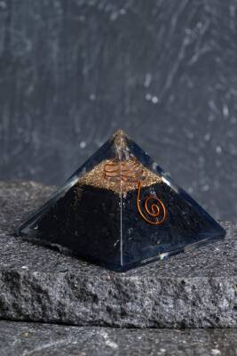 Sertifikalı Şungit Piramit - 4