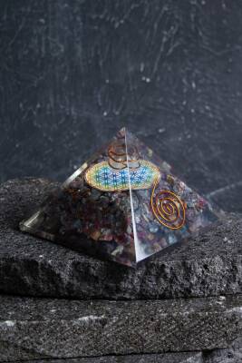 Sertifikalı Turmalin Piramit - 3