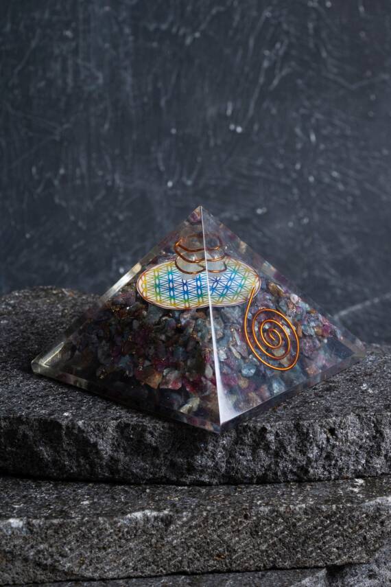 Sertifikalı Turmalin Piramit - 3