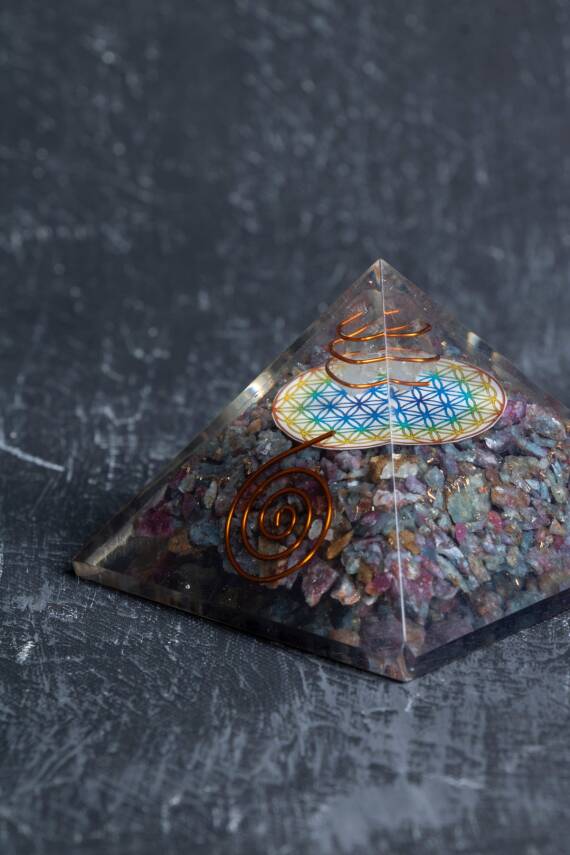 Sertifikalı Turmalin Piramit - 4