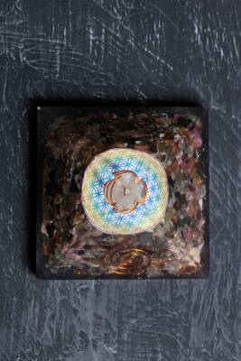 Sertifikalı Turmalin Piramit - 4