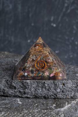 Sertifikalı Turmalin Piramit - 2