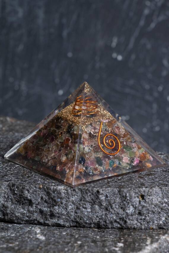 Sertifikalı Turmalin Piramit - 4