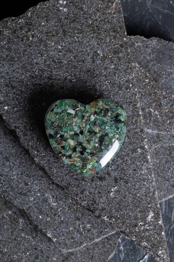 Sertifikalı Zümrüt Kalp - 1