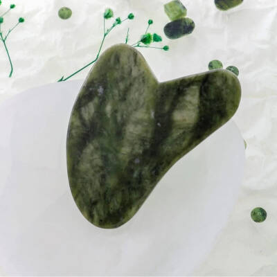 Yeşim Taşı Gua Sha Yüz Masaj Taşı Kalpli - 3