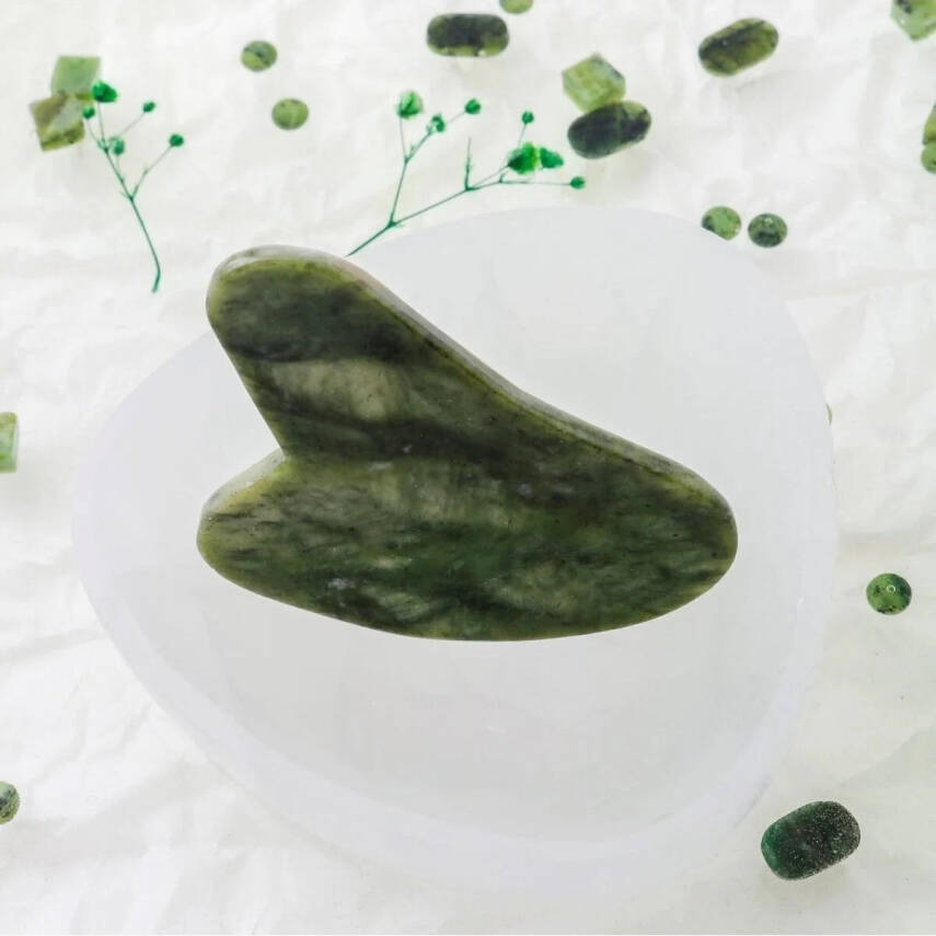 Yeşim Taşı Gua Sha Yüz Masaj Taşı Kalpli - 4