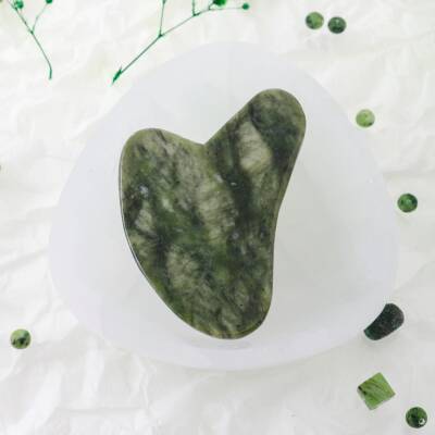 Yeşim Taşı Gua Sha Yüz Masaj Taşı Kalpli - 5